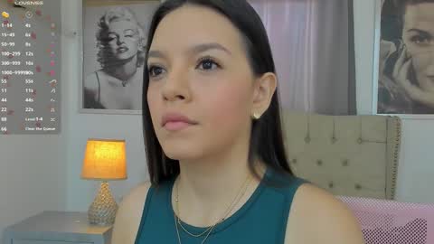 Ariana Reyes online show from November 8, 2025, 12:16 pm