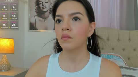 Ariana Reyes online show from May 18, 2026, 12:55 pm