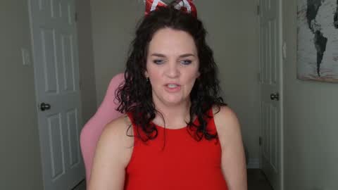 Betty online show from December 26, 2024, 11:35 pm