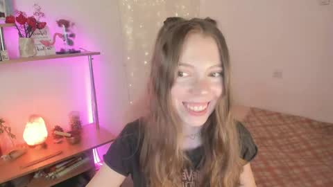 Eliise online show from April 3, 2026, 2:04 pm