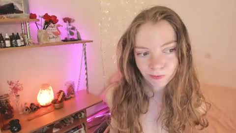 Eliise online show from June 15, 2026, 7:43 am