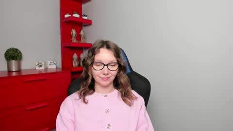 Zoe online show from September 23, 2025, 5:54 am