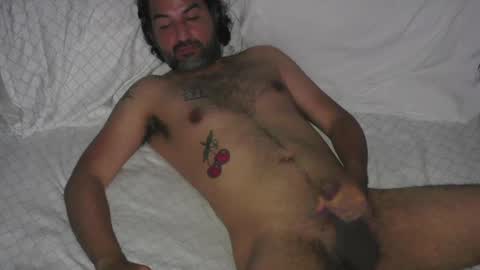 Snapshot of beaverpounder chatting on October 8, 2025, 6:11 am Beaverpounder free online show from October 8, 2025, 6:11 am