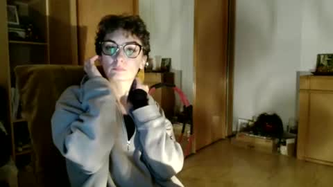 Raluca online show from December 19, 2025, 6:04 pm