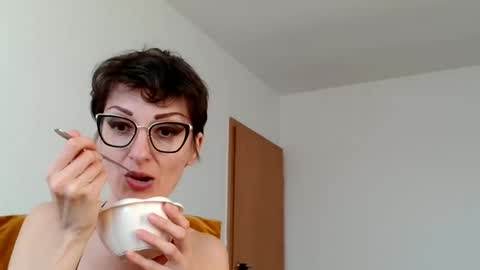 Raluca online show from March 14, 2026, 3:28 pm