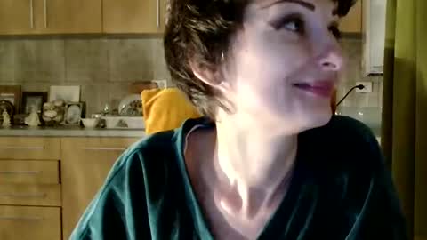 Raluca online show from April 15, 2026, 7:58 pm