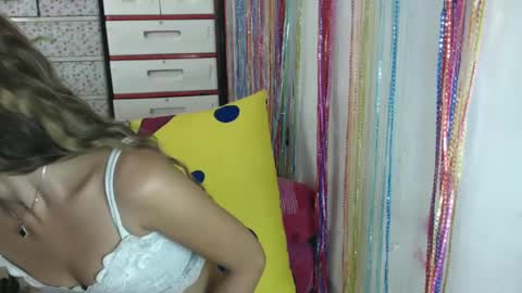 bebelove25 online show from February 9, 2025, 10:32 pm