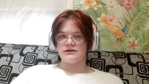 bebeschlagel online show from May 18, 2026, 12:11 pm