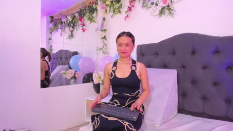 beccamilanni online show from January 15, 2025, 4:00 pm