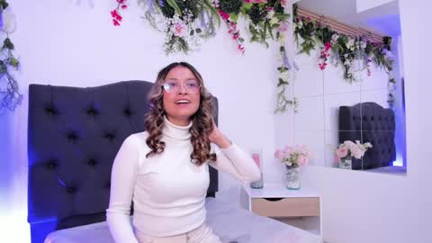 beccamilanni online show from January 29, 2025, 12:56 pm