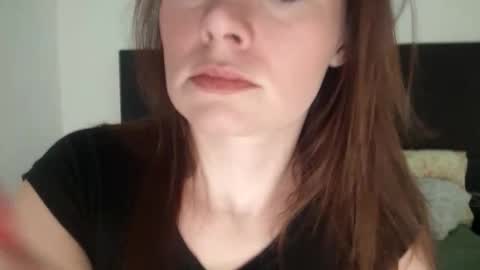 BECKY BOO  online show from February 18, 2026, 8:21 am