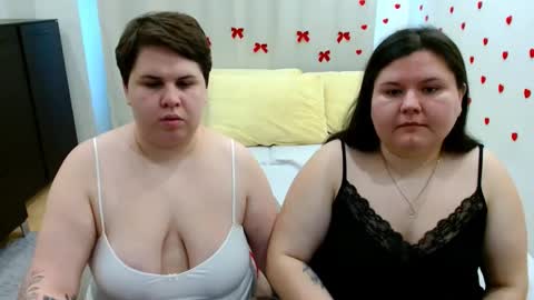 BeckyAndEllen online show from October 17, 2025, 11:02 am