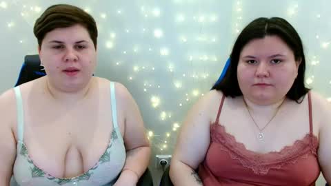 BeckyAndEllen online show from April 2, 2026, 11:19 am