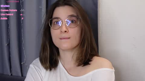 BeckyMartens come join me on    while im offline here  online show from September 12, 2025, 2:11 am