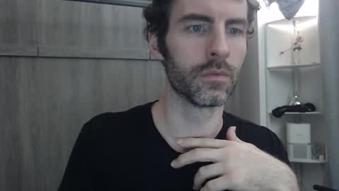 bedghost  online show from April 5, 2026, 11:13 pm