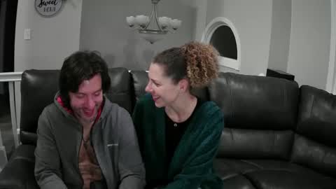 Snapshot of bedroom_king_and_queen chatting on January 19, 2025, 2:57 am Bedroom king and queen online show from January 19, 2025, 2:57 am