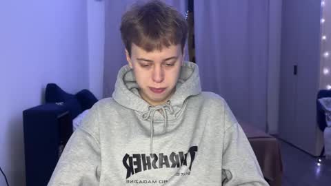 beeb0y online show from November 29, 2025, 2:31 pm