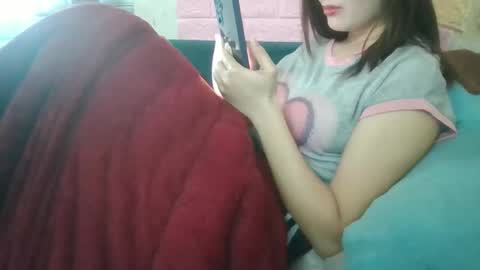 beebaby_xx online show from November 6, 2025, 1:28 am