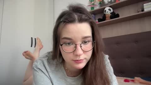 Snapshot of beeblossom chatting on March 7, 2025, 10:24 am Mirana Blossom online show from March 7, 2025, 10:24 am