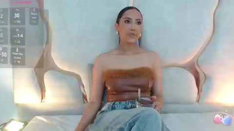 Snapshot of beella_tay1 chatting on September 23, 2025, 3:15 pm BELLA online show from September 23, 2025, 3:15 pm