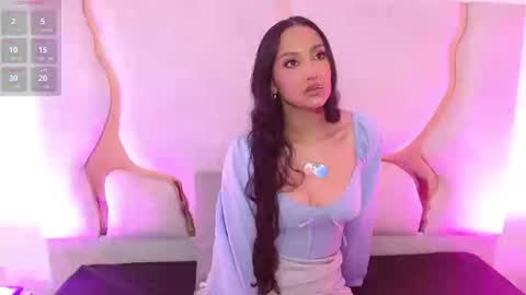 Snapshot of beella_tay1 chatting on September 24, 2025, 3:26 pm BELLA online show from September 24, 2025, 3:26 pm