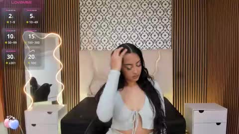 Snapshot of beella_tay1 chatting on November 12, 2025, 3:34 pm BELLA online show from November 12, 2025, 3:34 pm