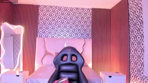 BELLA online show from March 30, 2026, 11:33 am