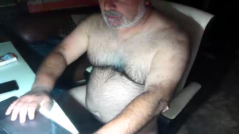 Snapshot of beers19 chatting on May 22, 2026, 6:42 am beers19 online show from May 22, 2026, 6:42 am