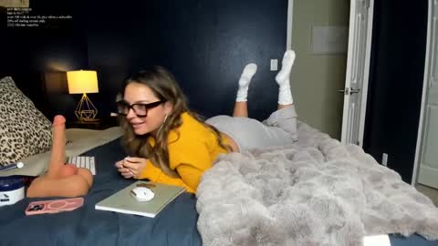 all links here  online show from October 26, 2025, 5:19 pm