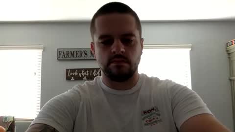 Snapshot of beginnersluck111 chatting on October 23, 2025, 3:44 pm Beginners Luck online show from October 23, 2025, 3:44 pm