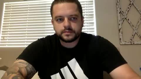 Snapshot of beginnersluck111 chatting on November 1, 2025, 3:36 pm Beginners Luck online show from November 1, 2025, 3:36 pm