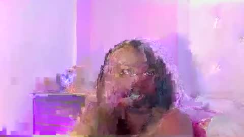 Snapshot of behla_rouseh chatting on October 28, 2025, 1:53 am Behla Rouseh online show from October 28, 2025, 1:53 am