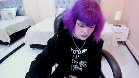 Snapshot of bela_craxkerr chatting on February 13, 2026, 1:18 pm Bela online show from February 13, 2026, 1:18 pm