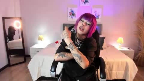 Snapshot of bela_craxkerr chatting on February 17, 2026, 1:18 pm Bela online show from February 17, 2026, 1:18 pm