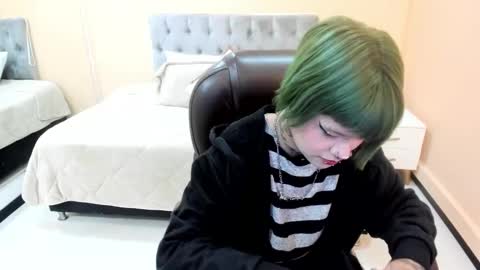 Snapshot of bela_craxkerr chatting on February 28, 2026, 12:50 pm Bela online show from February 28, 2026, 12:50 pm