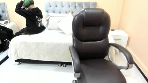 Snapshot of bela_craxkerr chatting on March 1, 2026, 12:07 pm Bela online show from March 1, 2026, 12:07 pm