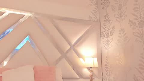 Bela online show from March 8, 2025, 11:39 pm