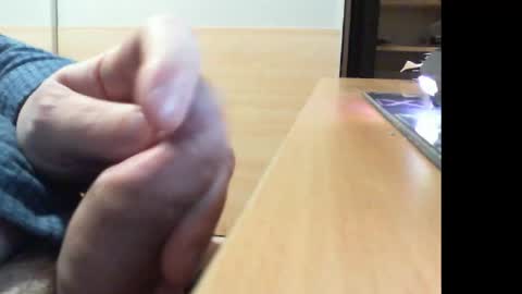 Snapshot of belgianfatcock chatting on December 13, 2024, 3:38 am belgianfatcock online show from December 13, 2024, 3:38 am