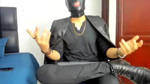 belialcrow666 online show from November 6, 2025, 7:48 pm