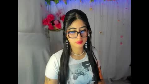 Snapshot of belinda_luna_ chatting on April 21, 2026, 11:40 pm modelo independiente online show from April 21, 2026, 11:40 pm