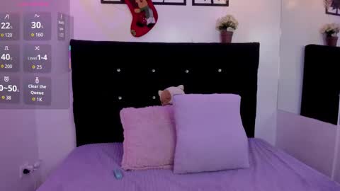 Bella online show from December 22, 2025, 4:04 pm