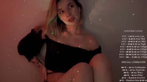 Snapshot of bella_alita chatting on January 3, 2025, 11:33 pm lita online show from January 3, 2025, 11:33 pm