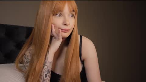 Snapshot of bella_alita chatting on February 11, 2025, 11:22 pm lita online show from February 11, 2025, 11:22 pm