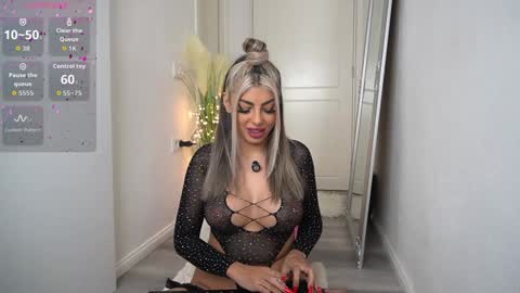 Emma  Bella online show from January 16, 2026, 10:47 pm