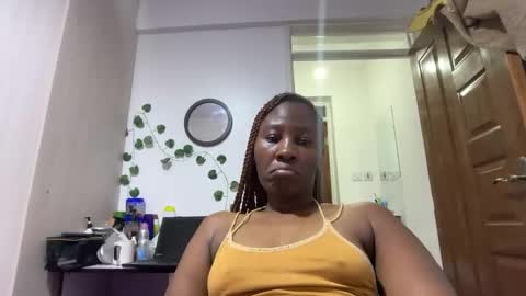 Snapshot of bella_c8 chatting on March 8, 2026, 2:04 am bella_c8 online show from March 8, 2026, 2:04 am
