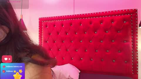 Bella  online show from January 15, 2026, 3:33 am