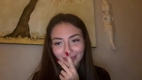 bella_foxxi online show from January 4, 2025, 1:21 am