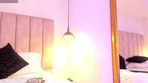Snapshot of bella_kitty_ chatting on April 23, 2026, 8:13 am Bella online show from April 23, 2026, 8:13 am