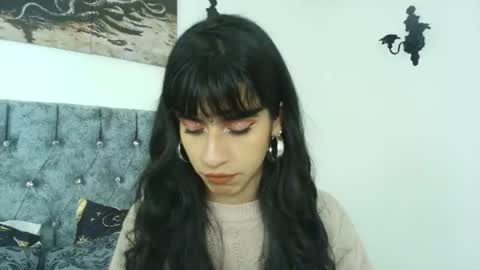 Snapshot of bella_poisonous chatting on June 20, 2026, 1:09 am Bella online show from June 20, 2026, 1:09 am