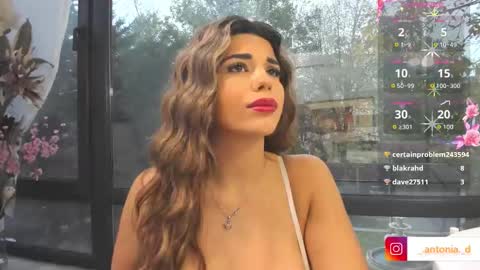 Snapshot of bella_posh chatting on November 3, 2025, 6:03 am bella_posh online show from November 3, 2025, 6:03 am